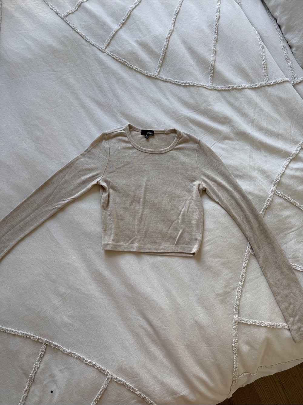 Aritzia Wilfred Free Neutral Beige Long Sleeve Crop Top